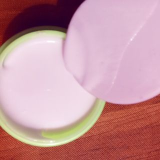 Keo chuyên dụng dành cho giấy dán tường