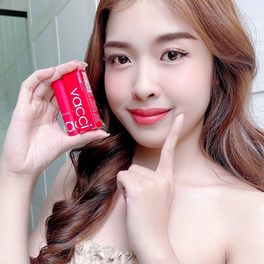 Son vitamin Vacci-Để môi khô không còn là nỗi lo của các chị em