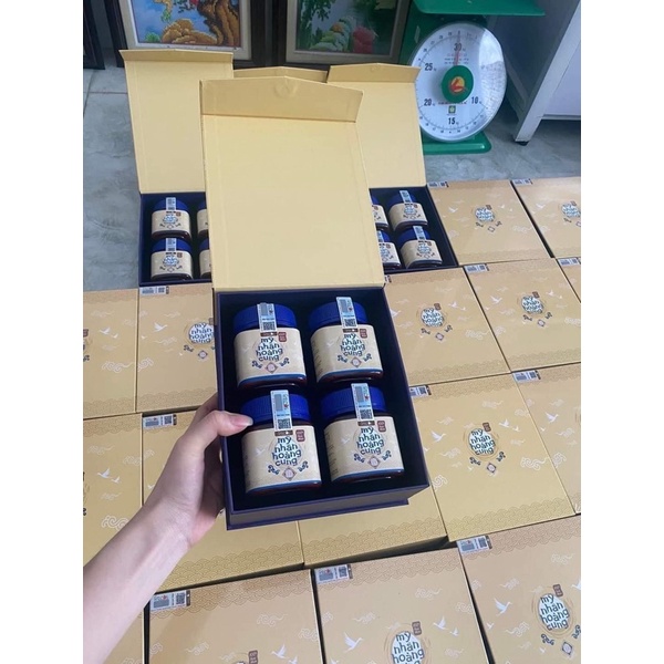 2 lọ mỹ hoàng cung, mỗi lọ 235gram