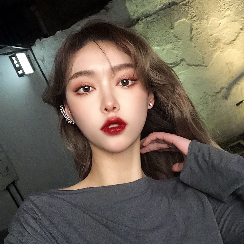 Bông Tai Hình Bướm Đính Đá Xinh Xắn Cho Nữ