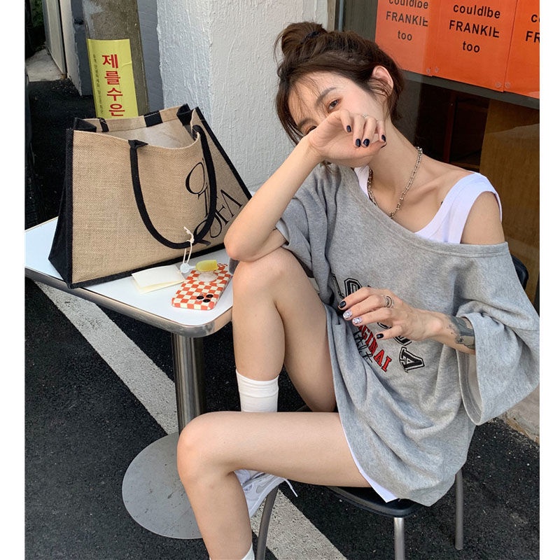 Áo Thun Dáng Rộng Hở Vai Phong Cách Hàn Quốc Thời Trang Mới 2022 Dành Cho Nữ