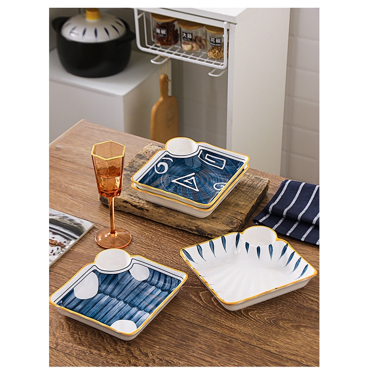 Set 4 đĩa ăn men lam họa tiết phong cách Nhật Bản có ô đựng nước chấm