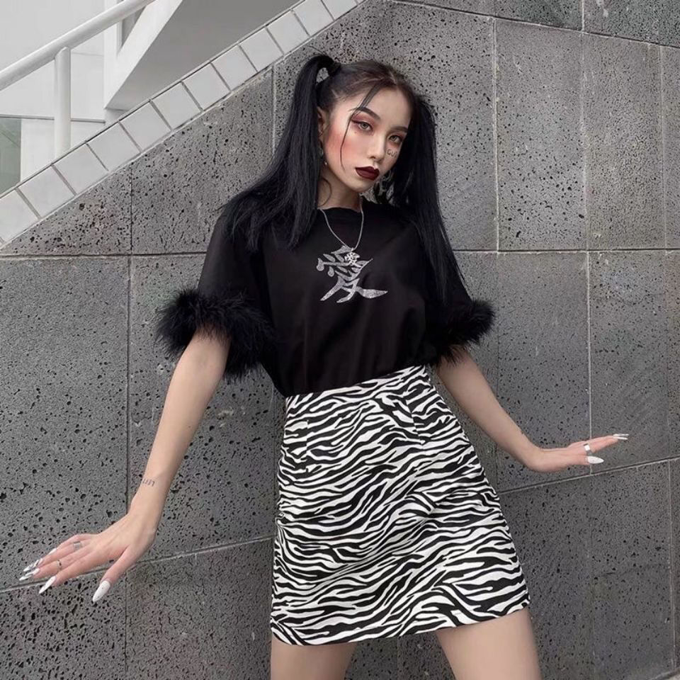 Chân váy chữ A lưng cao in họa tiết ngựa vằn xinh xắn cho nữ | BigBuy360 - bigbuy360.vn