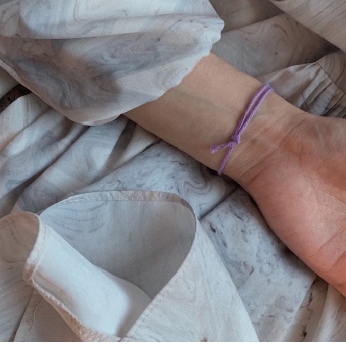 Vòng Tay/Lắc Tay Chỉ Sợi Mảnh Bracelets Của V BTS Nhiều Màu