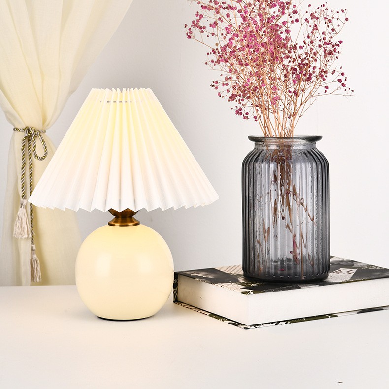 [Mã LIFEHOT1505 giảm 10% đơn 99K] Đèn ngủ để bàn Vdecor phong cách Vintage trang trí phòng ngủ