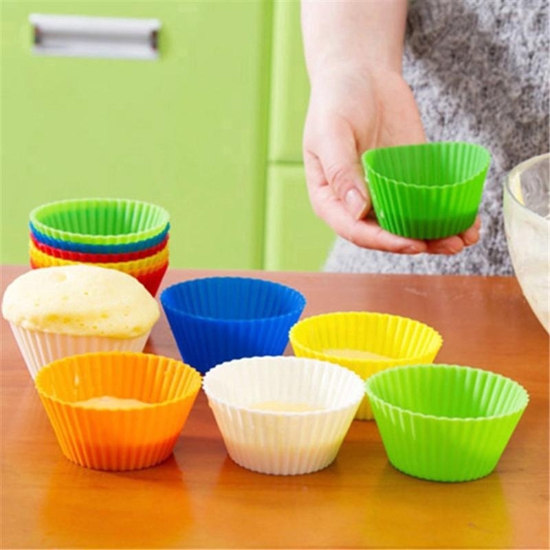 Set 12 khuôn silicone làm bánh cupcake tiện dụng