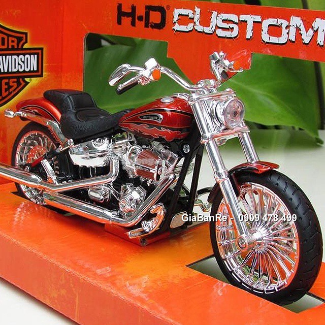 Xe Mô Hình Moto Harley Davidson Cvo Breakout Tỉ Lệ 1:12 - Maisto - 8652