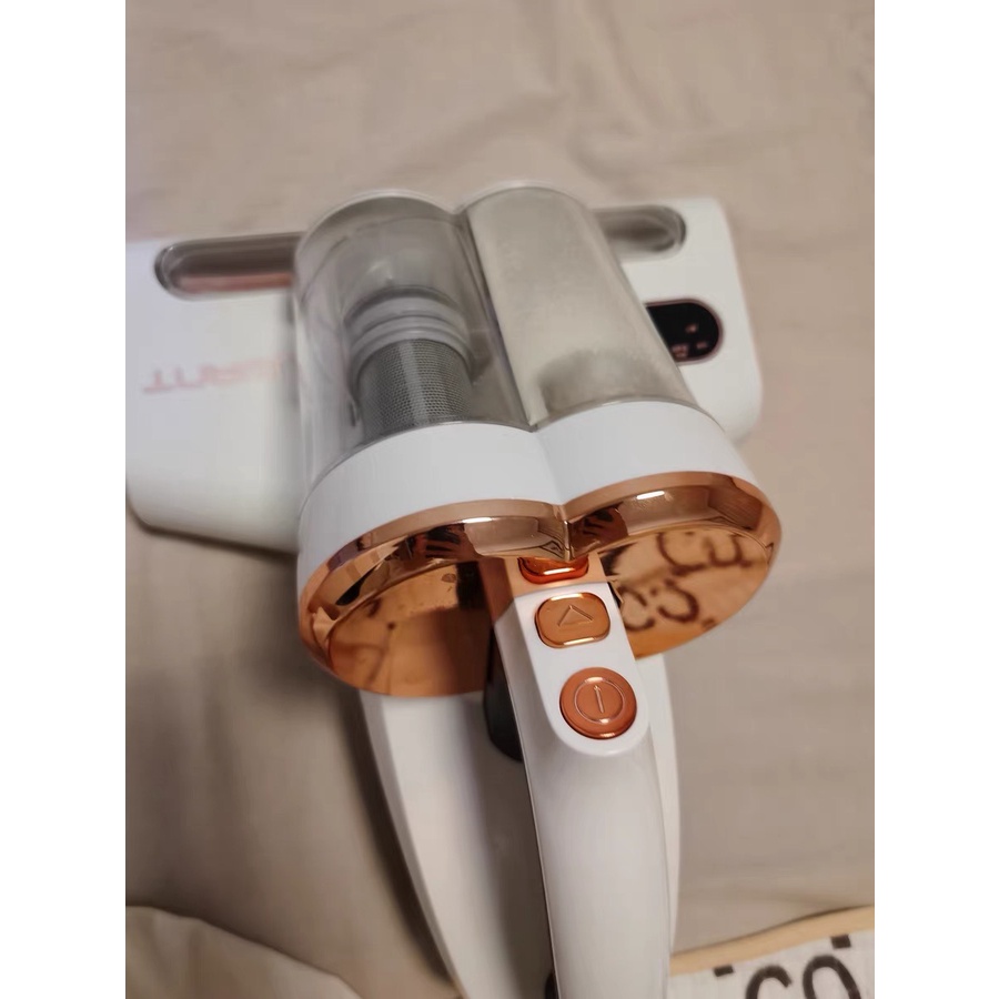 MÁY HÚT BỤI DIỆT KHUẨN CẦM TAY UWANT M100 - CHUYÊN DÙNG HÚT BỤI GIƯỜNG NỆM THẢM SOFA