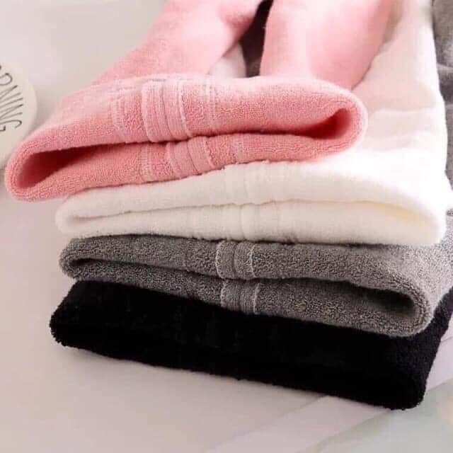 Quần len mặt mèo cho bé gái