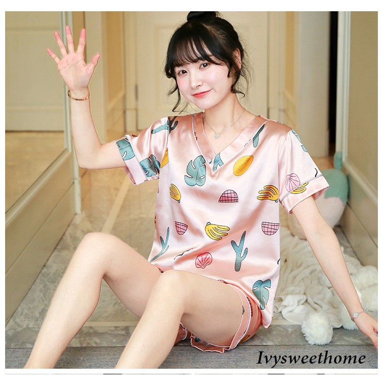 Đồ Ngủ Lụa Mùa Hè  Bộ Mặc Nhà Ngắn Tay Cổ Tim  40kg - 75 kg