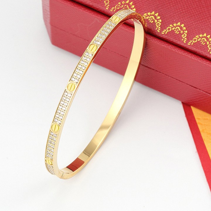 Vòng tay nữ titan cao cấp Car tier đính full đá khóa gài siêu đẹp, bền màu, hợp thời trang