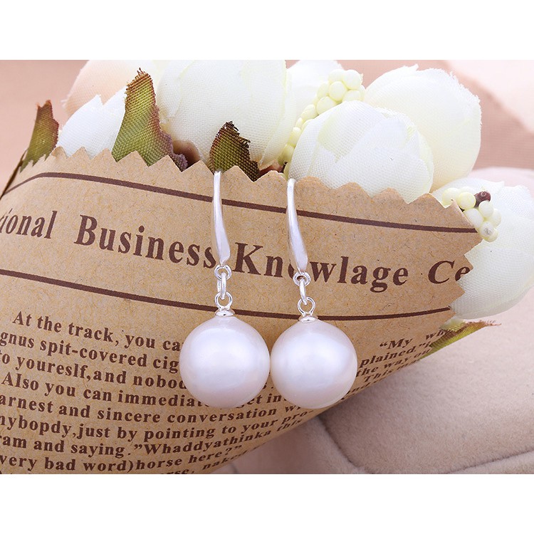 BÔNG TAI NGỌC TRAI KIỂU DÁNG DÀI VỪA ÔM TAI