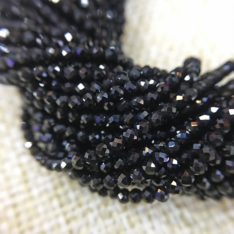 Chuỗi Hạt Đá Sapphires2 3Mm Màu Đen Tự Nhiên Dùng Làm Trang Sức Vòng Tay / Vòng cổ diy