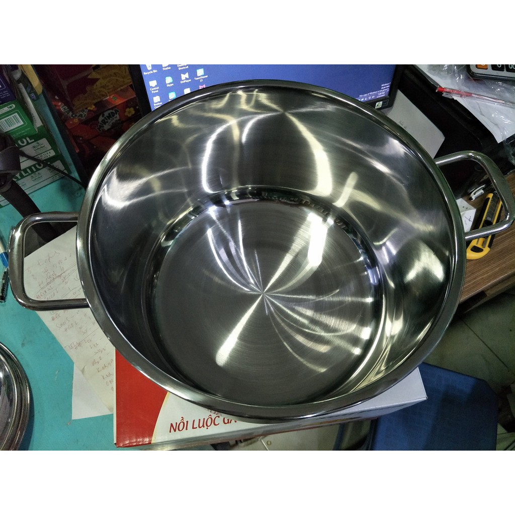 Nồi luộc gà Size 28cm quà tặng Nutifood hot