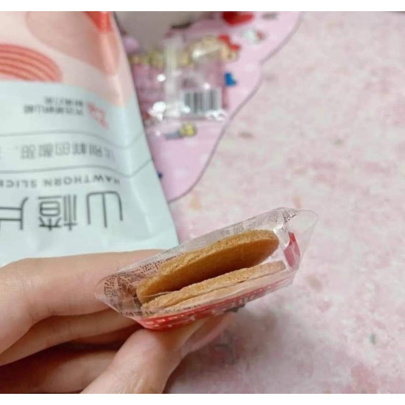 Bánh sơn trà miếng - món ăn vặt tuổi thơ 208g/bịch