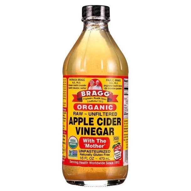 Giấm táo hữu cơ Bragg của Mỹ 437 ml / 946 ml