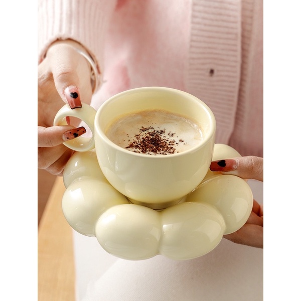 Cốc sứ uống nước/cà phê đế hình bông hoa xinh xắn