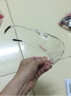 Kính bảo hộ mắt Honeywell