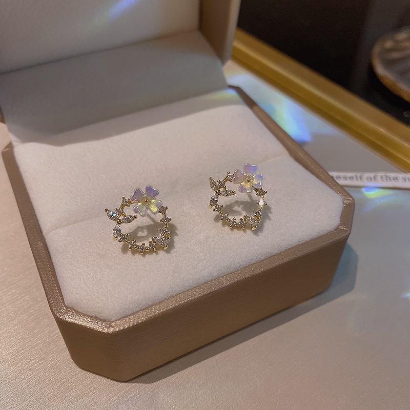 Khuyên Tai Hình Hoa Đính Đá Zircon Sang Trọng Cho Nữ