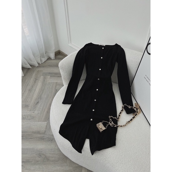 ĐẦM ÔM BODY TÀ NÚT TAY DÀI