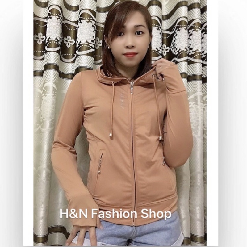 Áo Khoác Chống Nắng Nữ Vải Thông Hơi Mỏng Nhẹ