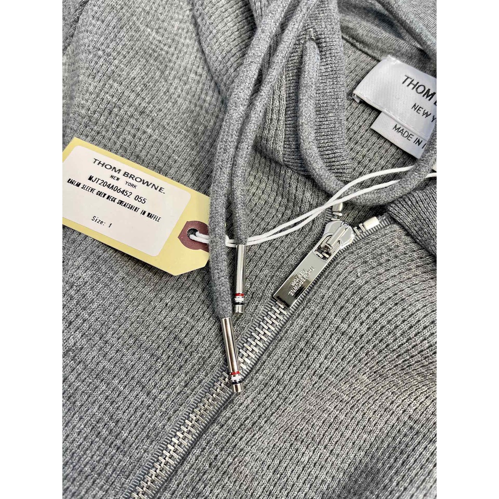 Áo khoác len TB THOM BROWNE SS21 kẻ sọc hàn quốc kéo khóa chất liệu vải len tăm cao cấp unisex nam nữ form rộng oversize
