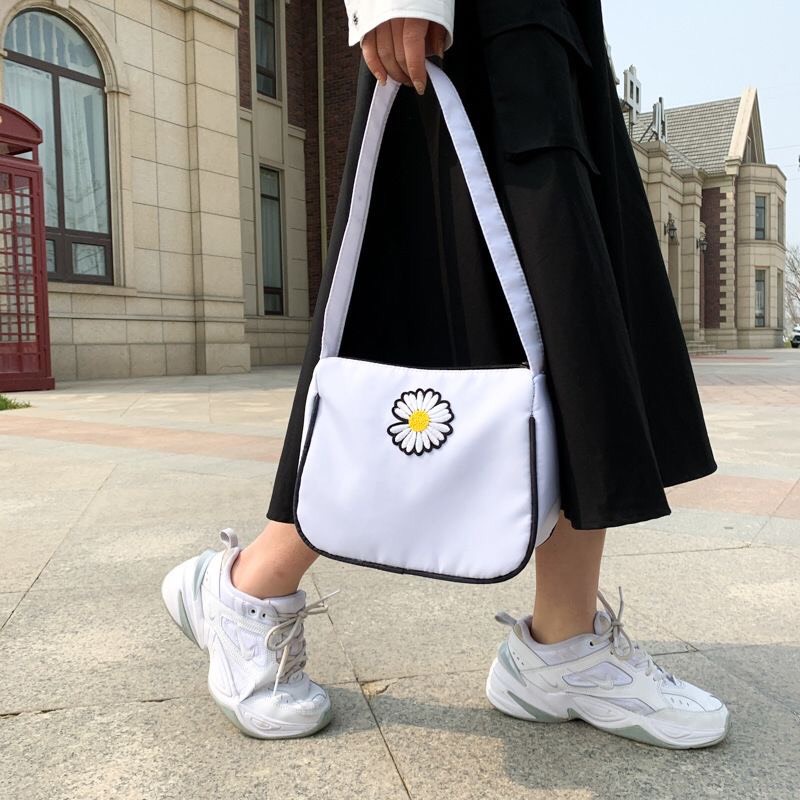 RX122 - Túi mini hoa cúc thêu, túi vải xinh hàng sẵn giá hạt dẻ