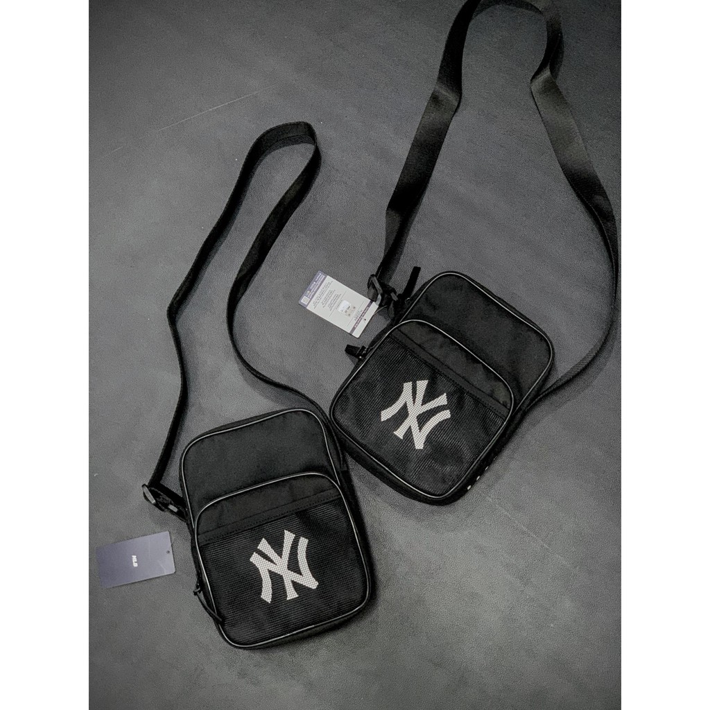 Túi đeo chéo Yankees mini bag dây kéo chống thấm nước | BigBuy360 - bigbuy360.vn