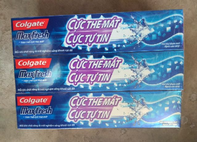 6 tuýp kem đánh răng Colgate MaxFresh TT