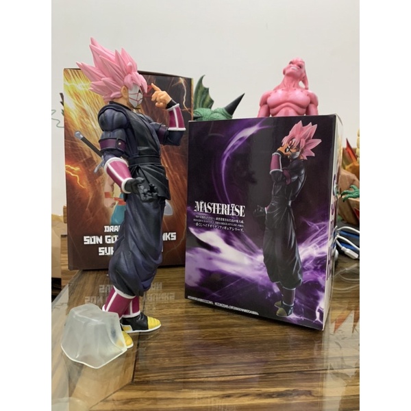 Mô hình BLACK GOKU ROSE cực đẹp.