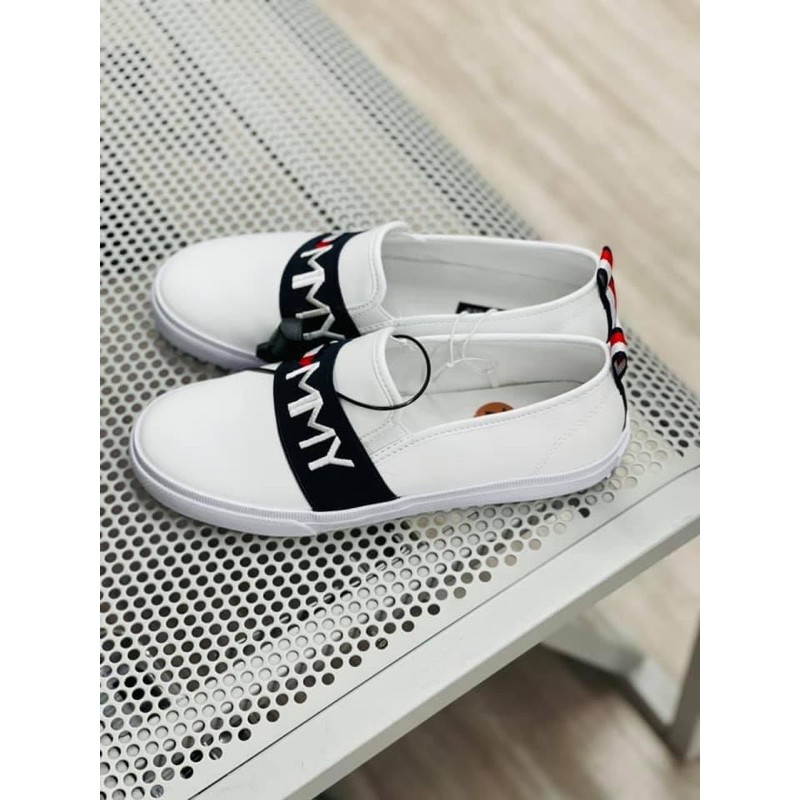giày sneaker tommy