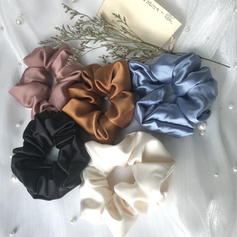 Scrunchies buộc tóc lụa phi bóng chanh xả