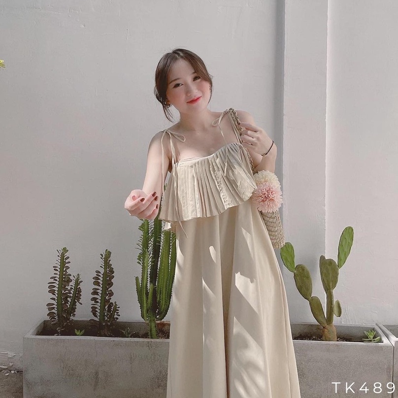 Đầm maxi oversize 2 dây cột nơ phủ dập li