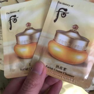 TẨY TRANG SỮA RỬA MẶT VÀNG