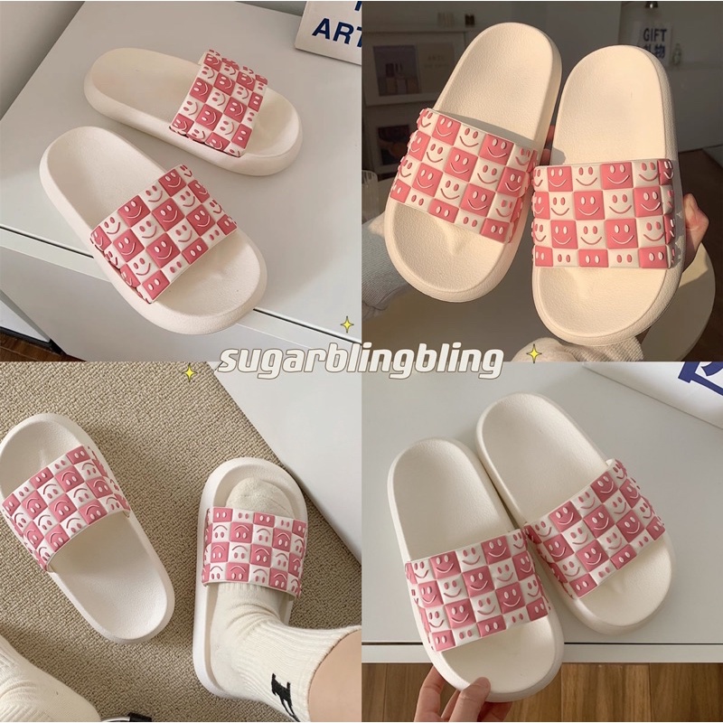 Dép bánh mì, Dép quai ngang mặt cười kẻ caro phong cách ulzzang | Sugarblingbling