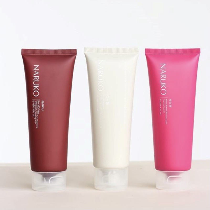 Sữa Rửa Mặt NARUKO Làm Sạch Sâu Giúp Da Sáng Mịn & Thu Nhỏ Lỗ Chân Lông | BigBuy360 - bigbuy360.vn