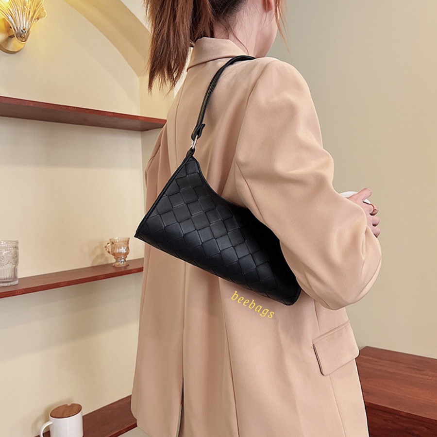 Túi Xách Kẹp Nách Kiểu Đan Len Màu Xanh, Hồng, Trắng, Đen Dễ Phối Đồ | TX13 | Túi Da Nữ Xinh Xắn Phù Hợp Mọi Outfit