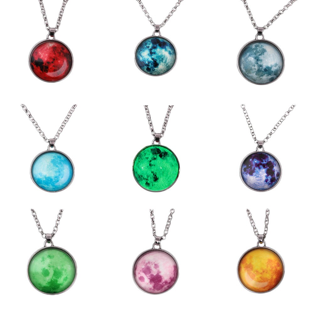 Dây chuyền mặt thiên thạch phát sáng