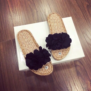 Bộ pizama micky và dép hoa sz 37