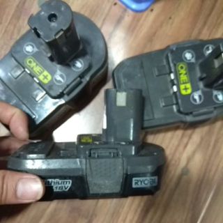 Pin Ryobi 18v cũ loại P102, P103 mạch vẫn hoạt động tốt