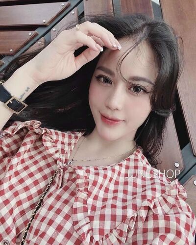 SM23 - ÁO SƠ MI KẺ ĐỎ CỔ SEN NỮ | BigBuy360 - bigbuy360.vn