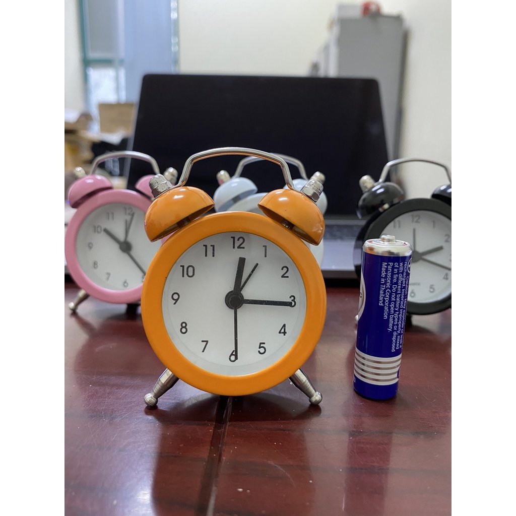 SIÊU NHỎ - đồng hồ để bàn trang trí siêu siêu bé, có báo thức - có pin dẹp kèm theo