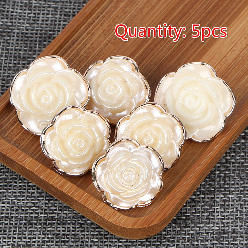 Set 5 Cúc Áo Nhựa Hình Hoa Hồng Xinh Xắn