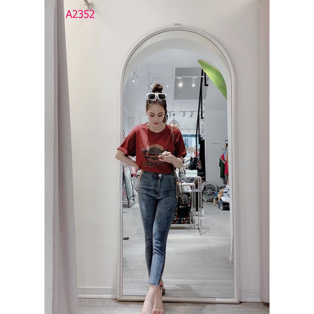 (50-90KG) SET ÁO THUN BADGIRL- QUẦN JEAN XANH TRƠN NĂNG ĐỘNG, TRẺ TRUNG | BigBuy360 - bigbuy360.vn