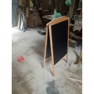 Bảng menu đen khung gỗ tần bì viết 2 mặt Gem Decor