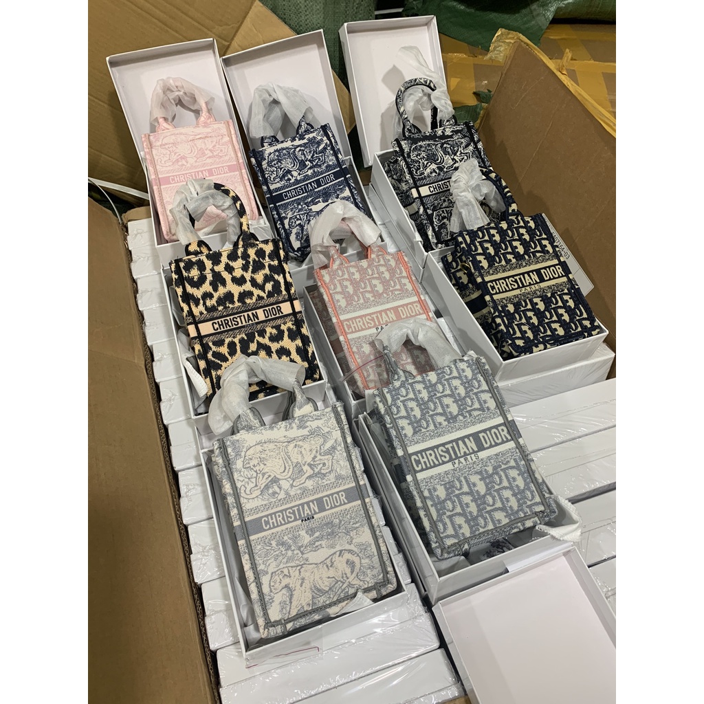 Túi xách tote mini thổ cẩm nữ đeo chéo đựng điện thoại thời trang hàn quốc loại đẹp full box DC22