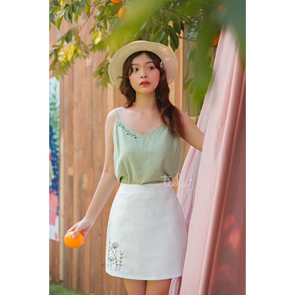 [Mã SKAMCLU7 giảm 10% tối đa 50K đơn 0Đ] Chân váy thêu hoa bồ công anh | BigBuy360 - bigbuy360.vn