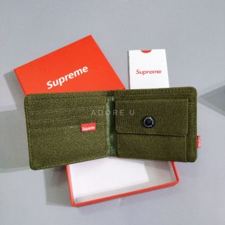 Ví Supreme