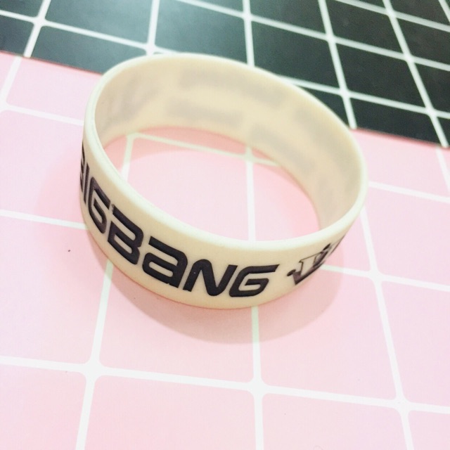 Vòng tay bigbang 30k->17k, vòng cao su bigbang bản to 2cm