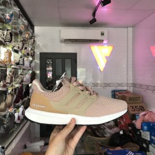 Giày thể thao ub 4.0